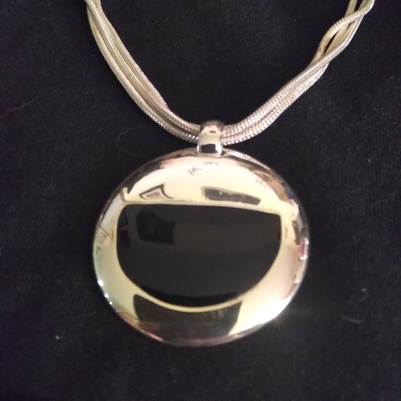 Signed Silver tone jewelry set - Picture 3 of 8